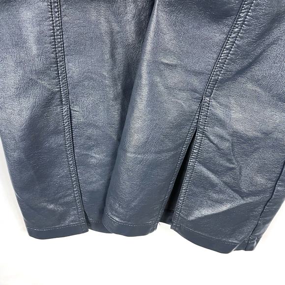 Cinq a Sept Shanis Faux Vegan Leather Pants Blue High Rise Split-Hem Flare Sz 6 - Picture 7 of 14
